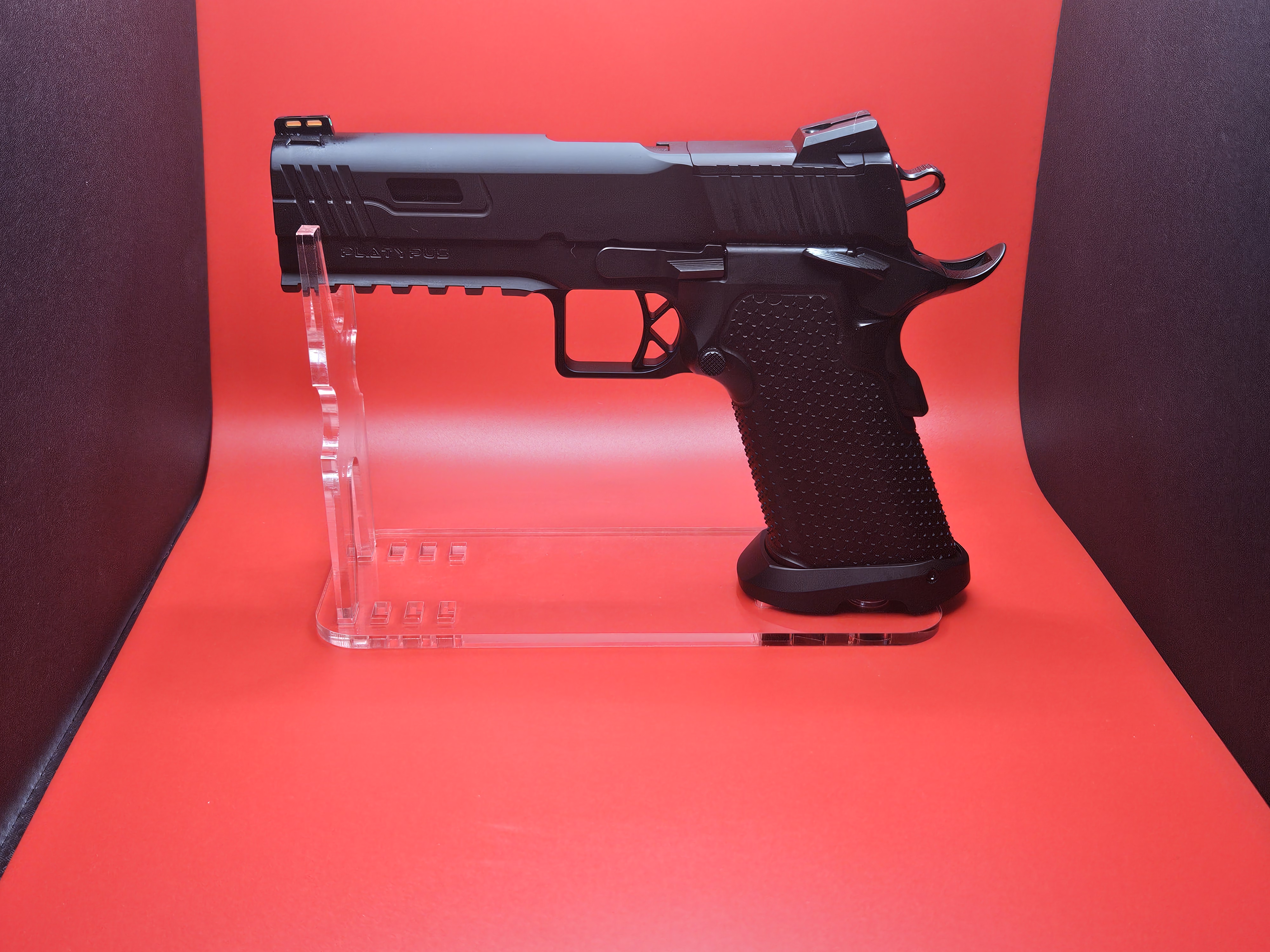 Platypus 17 Commander 1911